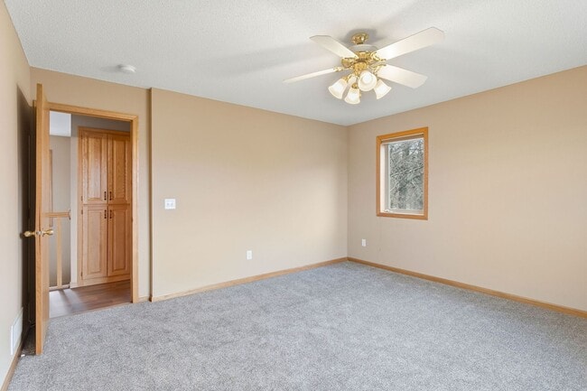 Building Photo - 1778 Klondike Dr NE