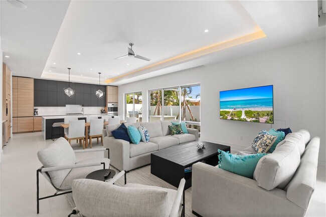 Building Photo - 221 Shore Ct