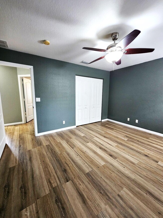 Building Photo - 169 Berenger Walk