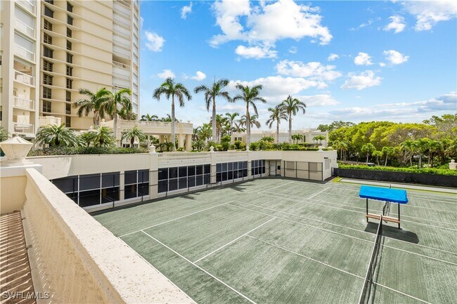 Building Photo - 4021 Gulf Shore Blvd N