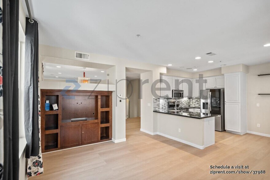 Building Photo - 1516 Marburg Way