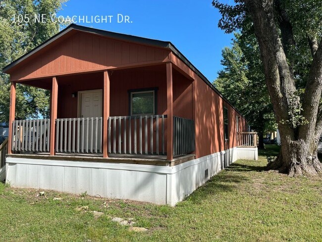 Building Photo - 105 Coachlight Dr