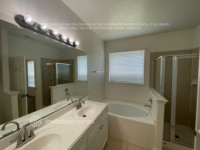 Building Photo - 16818 Tranquility Park Dr