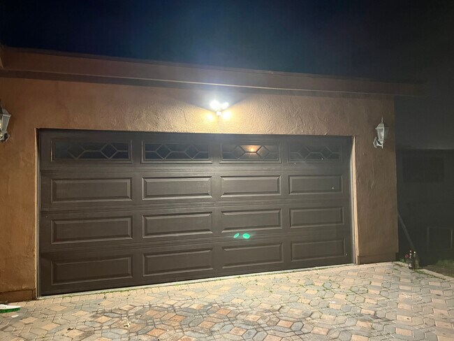 Building Photo - 4739 W 161st St