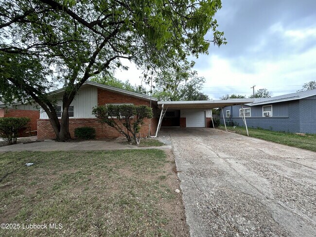 Primary Photo - 2509 52nd St