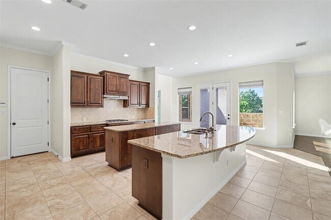 Building Photo - 1020 Winding Way Dr