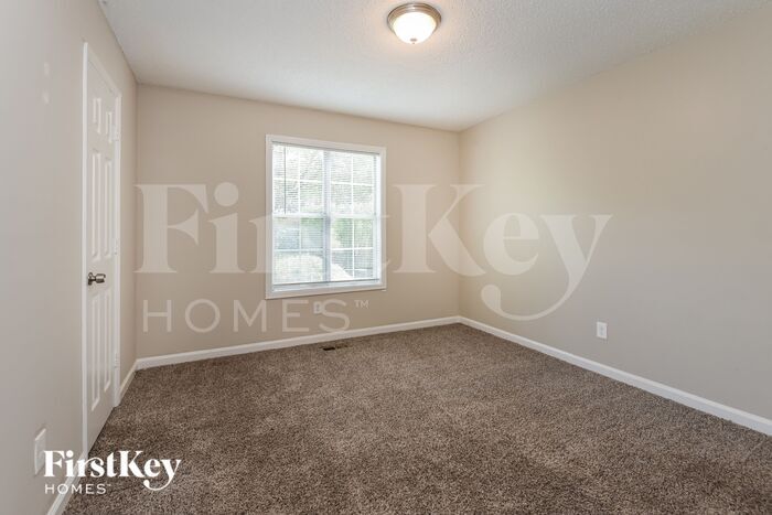 Building Photo - 660 Cranberry Trail