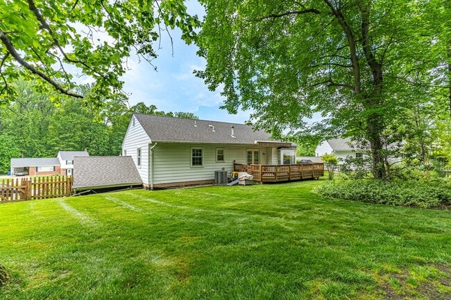 Building Photo - Spacious 4-bedroom home in West Springfield!