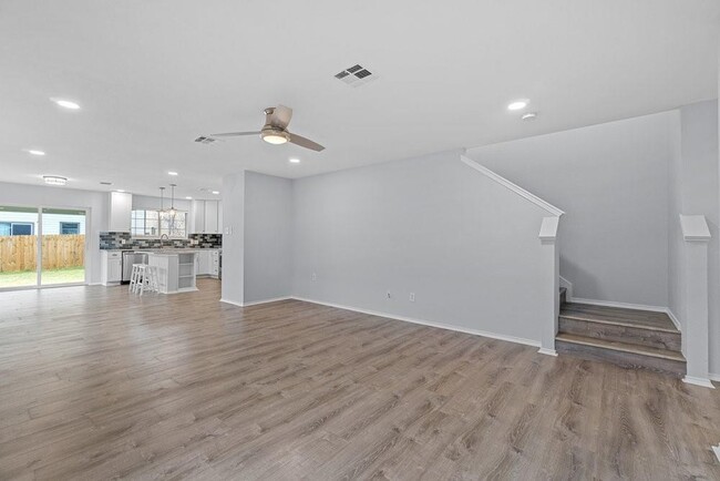 Building Photo - 5616 Victory Gallop Dr