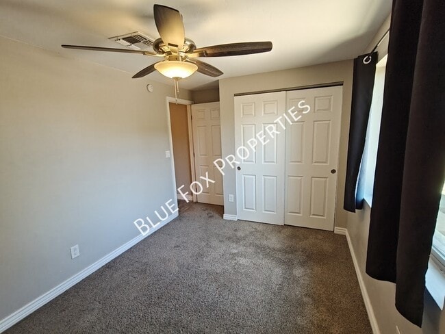 Building Photo - 619 S Highland Ave