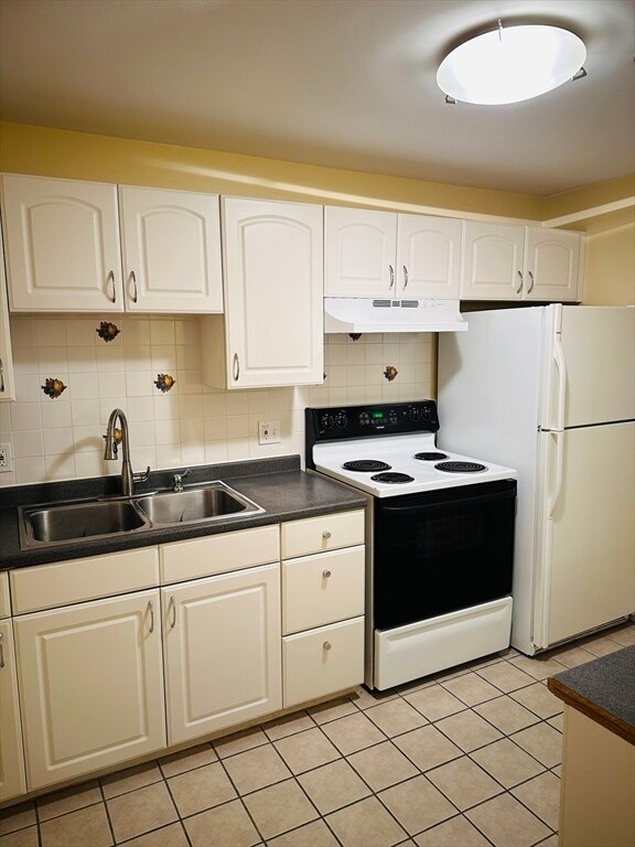 Building Photo - 115 W Squantum St