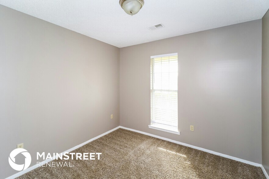 Building Photo - 10588 Stephenson Ln