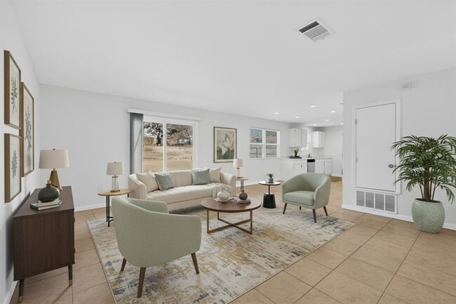 Building Photo - 7200 Barnsdale Way