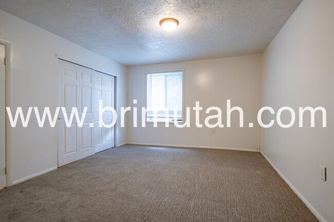 Building Photo - 3738 S 700 E
