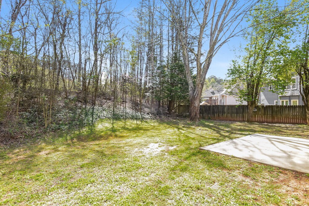 Building Photo - 2969 Kaley Dr NW