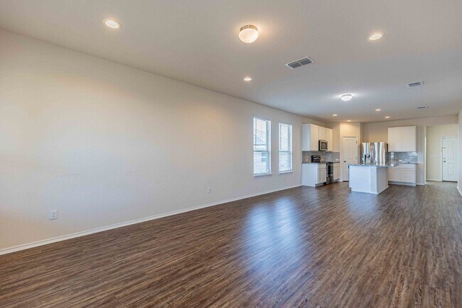 Building Photo - 11219 Pomona Park