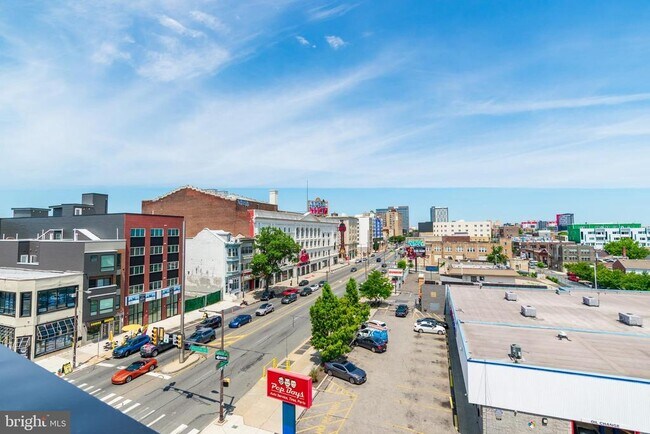 Building Photo - 813 N Broad St