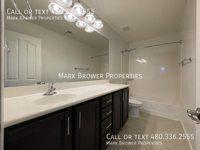 Building Photo - 2226 E Brigadier Dr