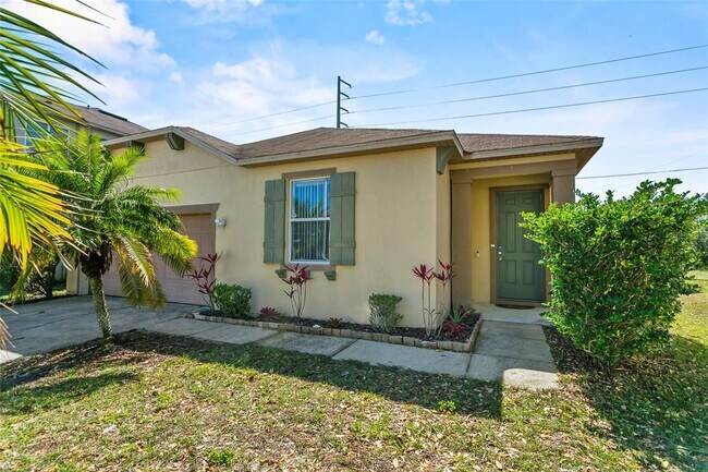 Building Photo - 217 Sand Ridge Dr