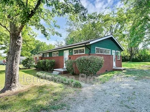 Building Photo - 2244 English Dr