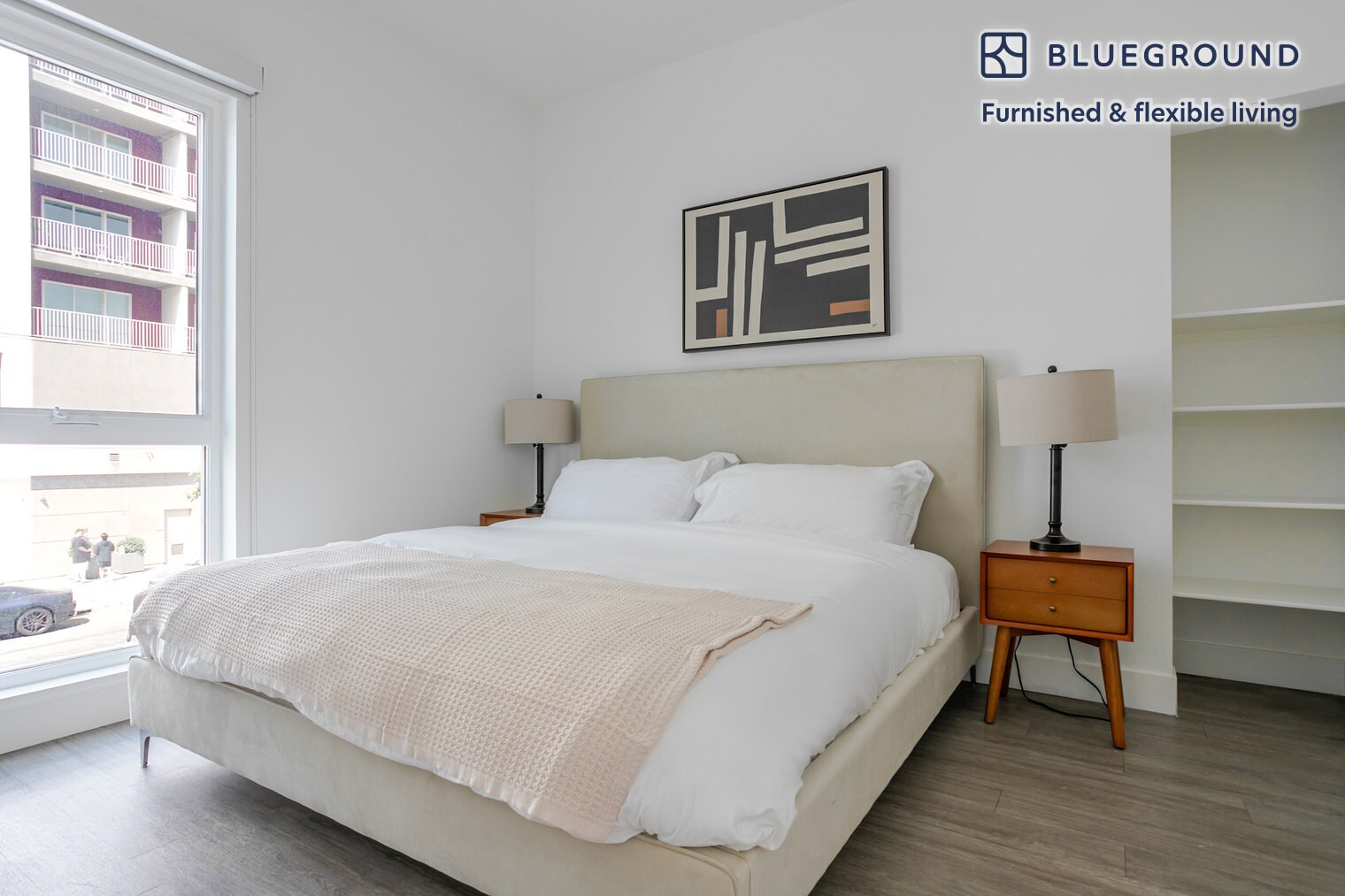 Building Photo - 760 S Serrano Ave