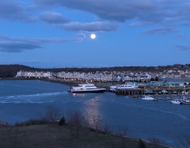 Building Photo - 73 Broad Reach