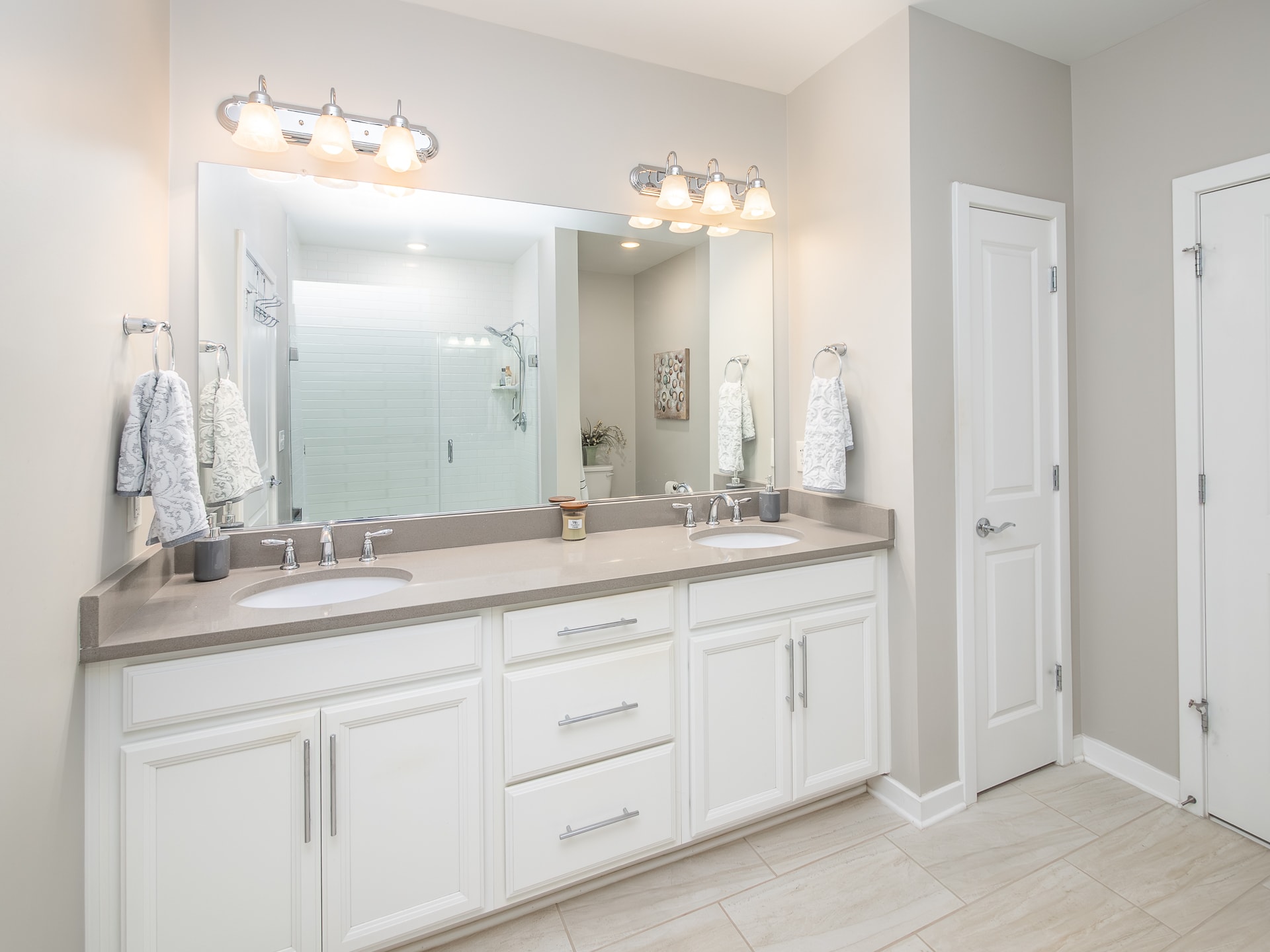 Building Photo - 3989 Norton Pl