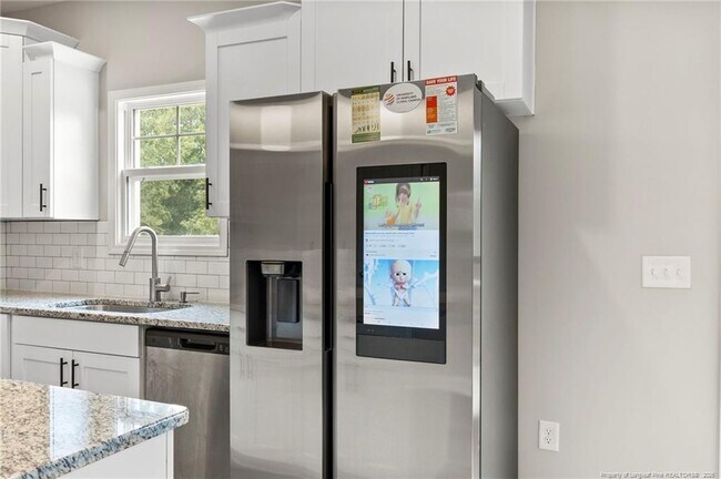 Building Photo - 112 Nairn St