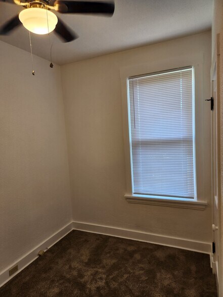 3rd Bedroom 1 - 212 Teece Ave