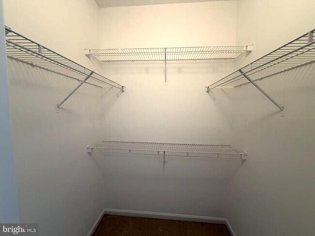 Building Photo - 11353 Aristotle Dr