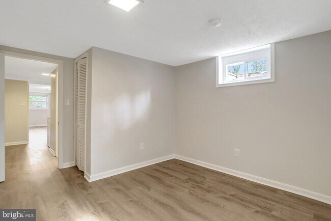 Building Photo - 3713 Lockwood Ln