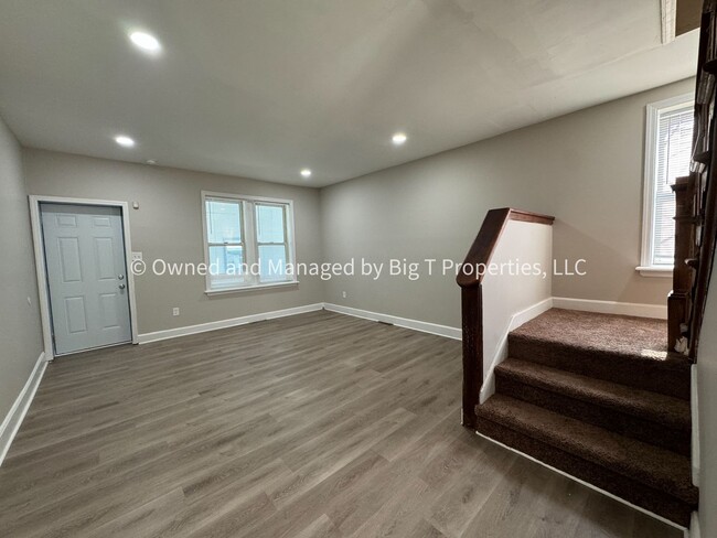 Building Photo - Large townhouse in Baynard Village