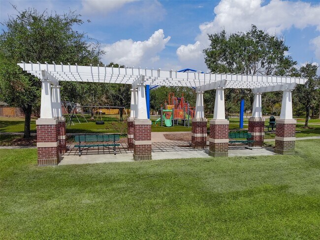 Building Photo - 5422 Summer Spring Ln