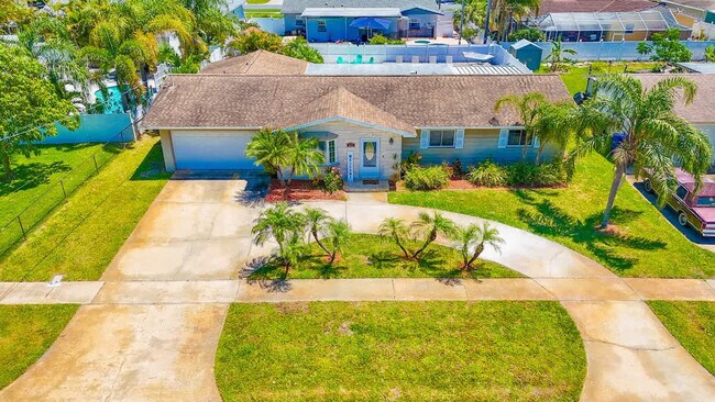Building Photo - 897 Imperial Dr
