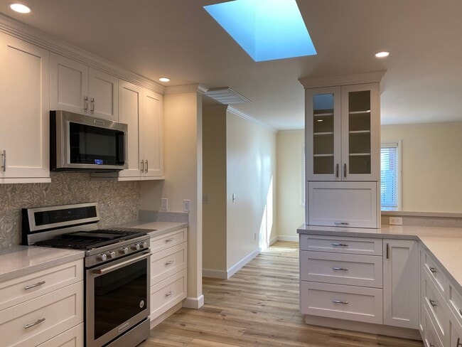 Building Photo - 856 Marino Pines Rd