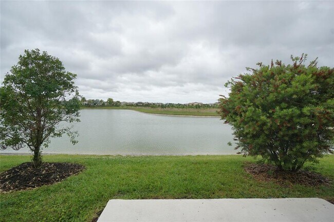 Building Photo - 2407 Paravane Wy