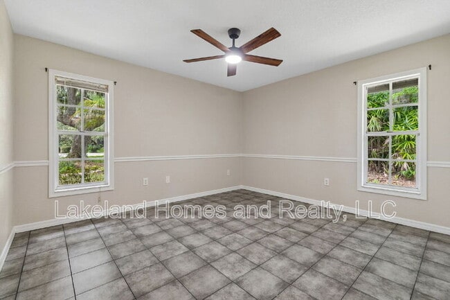 Building Photo - 95 Woodside Dr