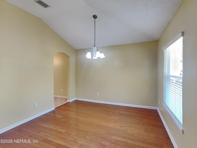 Building Photo - 801 MacKenzie Cir