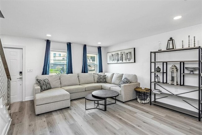 Building Photo - 2630 St Joseph Dr W