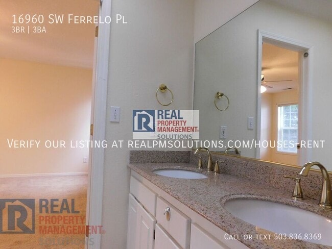 Building Photo - 16960 SW Ferrelo Pl