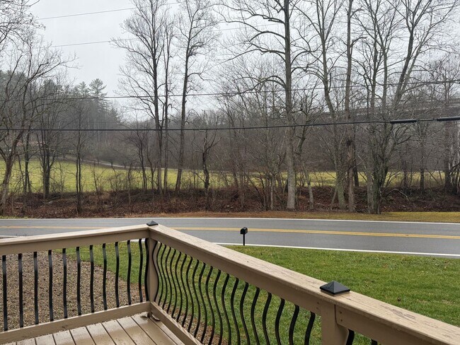 Building Photo - 141 Spivey Mountain Rd