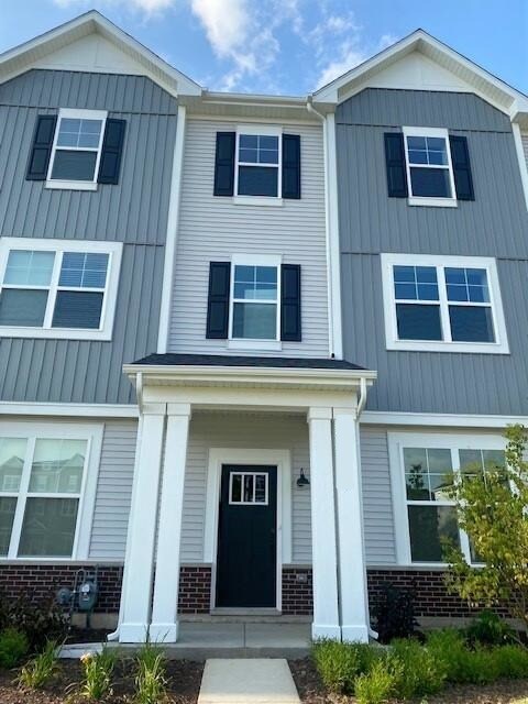 Primary Photo - 4511 Chelsea Mnr Cir