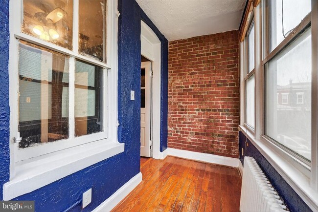 Building Photo - 1169 6th St NE