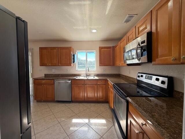 Building Photo - 1988 Marblehead Way