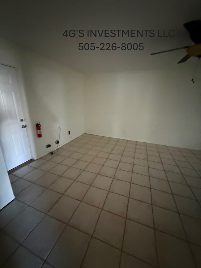 Building Photo - 2627 N Mossman Dr