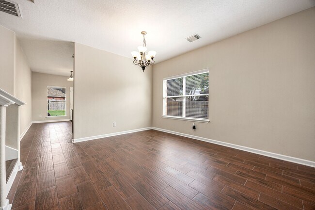 Building Photo - 10427 Lyndon Meadows Dr