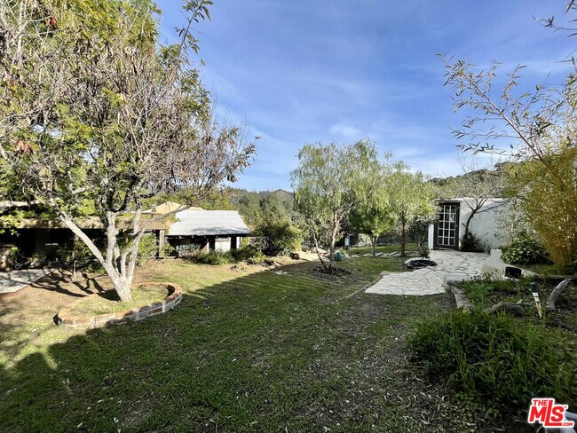 Building Photo - 22500 Monte Vista Dr