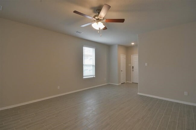 Building Photo - 24730 Winema Wds Ln