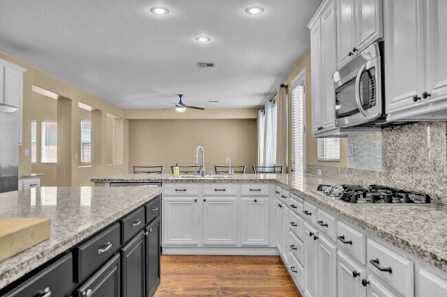 Building Photo - A Fabulous 4 Bedroom Home with a Sparkling Pool!!!