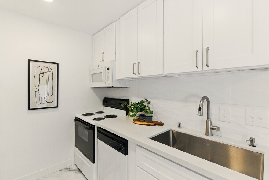 Upgraded Kitchen - 67 Brookwood Rd